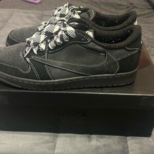 Men's Black Air Jordan 1